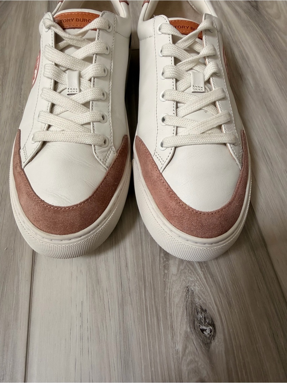 Tory Burch Leather Sneakers White Pink Suede Size 9 - Picture 4 of 12